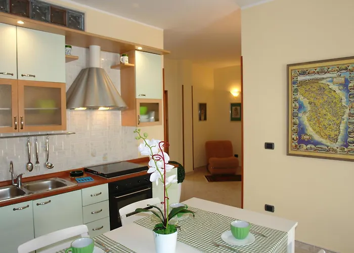 Lido Giudy Apartment *